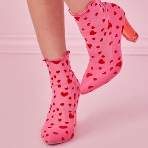 SOLD -- FEELING LOVESICK PINK HEART BOOTIES DOLLSKILL SUGAR THRILLZ 7